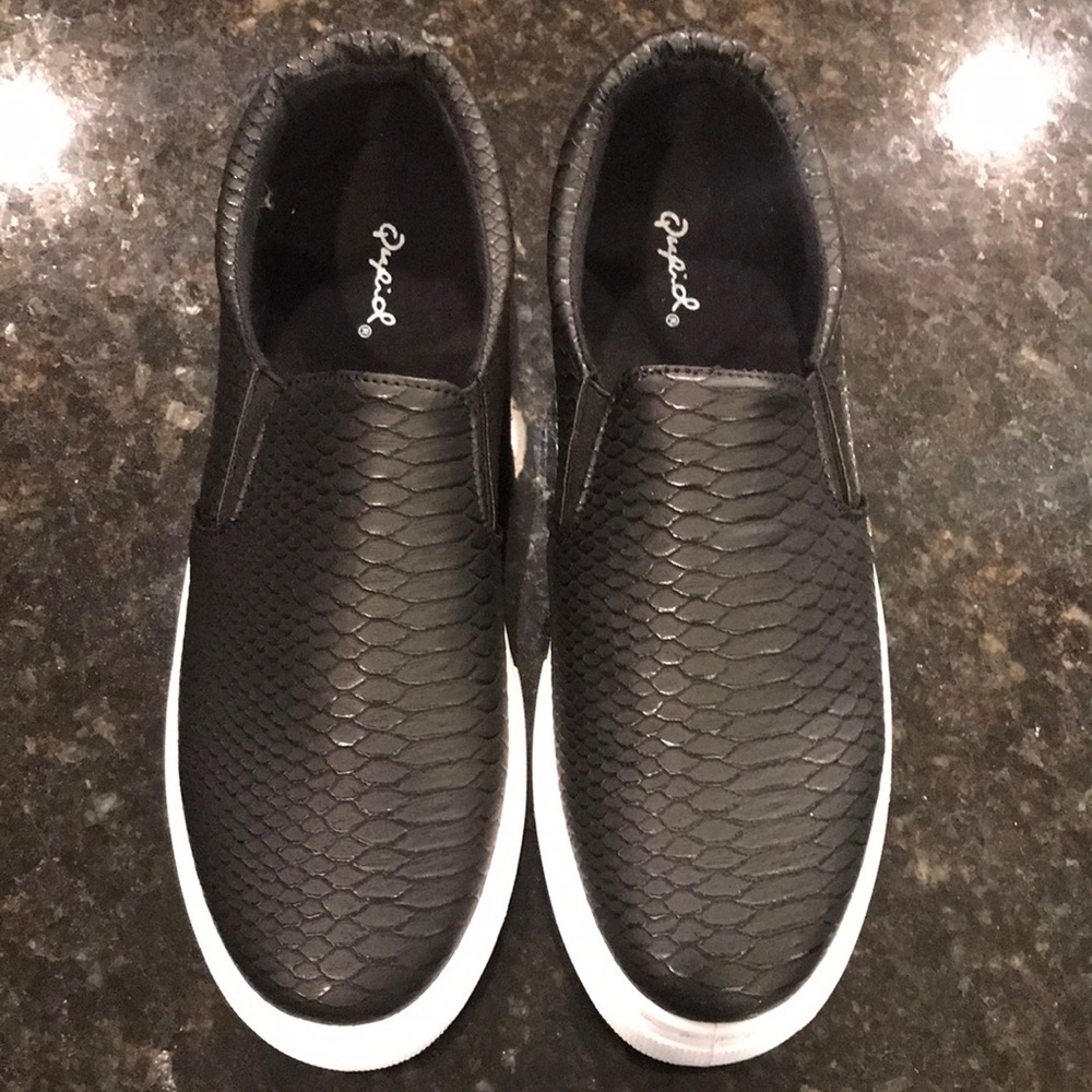 Ladies Sneakers